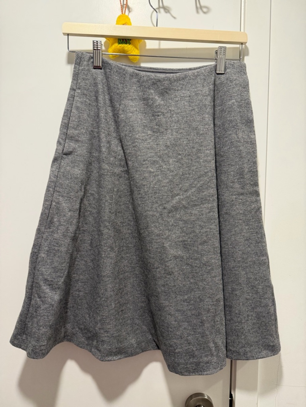 Uniqlo Gray A-Line Knit Skirt